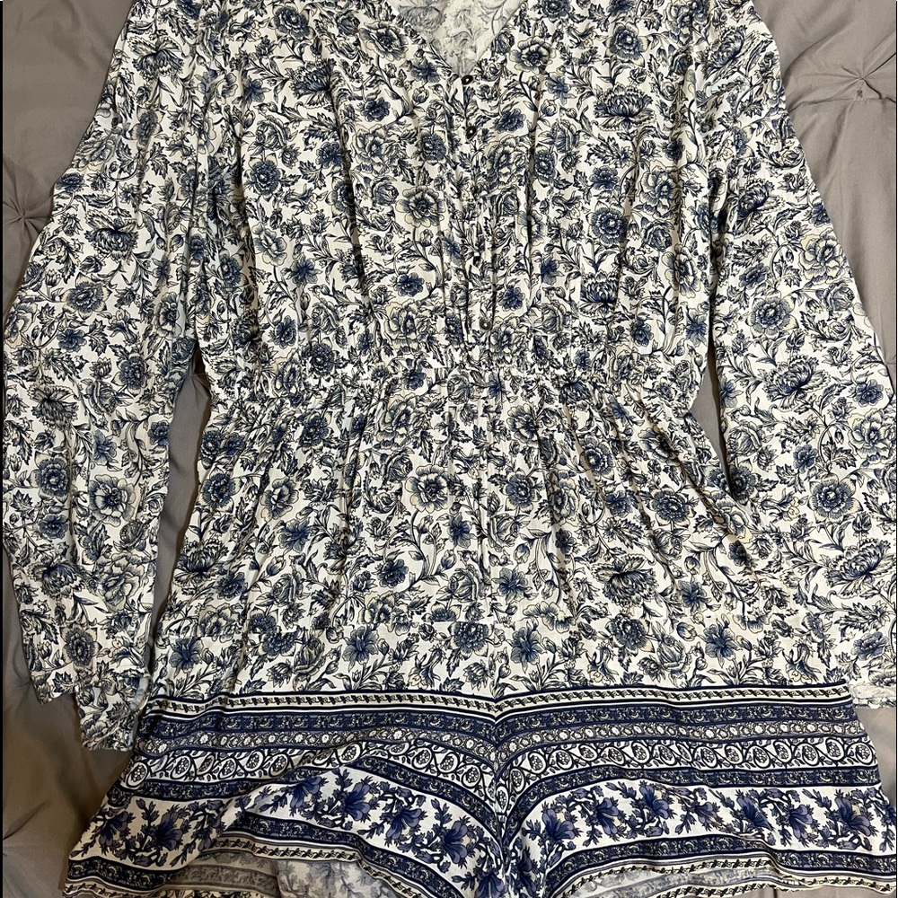 Floral blue romper size L